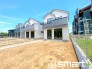 ～広々したお庭のある邸宅～
・余裕の敷地には広いお庭もご用意。
・ガーデニングや安らぎの空間として、倉庫を置いたりと様々な活用が可能です。
・人工芝の敷設などもお気軽にご相談くださいませ。
