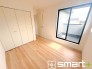～２面採光の明るいお部屋～
・洋室は２面採光とする事で穏やかな陽の入る明るい空間となっております。
・くつろぎのプライベート時間を明るい空間で穏やかにお過ごしいただけます。(１号棟)

