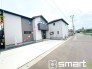 ～閑静な住宅街の立地～
・周辺は閑静な住宅街となっておりますので、静かな暮らしをご実現いただけます。
・前面道路の交通量も多くないので、小さなお子様がいるご家庭でもご安心ですね。

