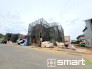 ～閑静な住宅街の立地～
・周辺は閑静な住宅街となっておりますので、静かな暮らしをご実現いただけます。
・前面道路の交通量も多くないので、小さなお子様がいるご家庭でもご安心ですね。
