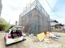 ～ベタ基礎でしっかりとした土台～
・コンクリートの中に鉄筋を配し強度を高めた「ベタ基礎」を採用。
・しっかりとした土台を造ったうえで、その上に建物が築造されていきます。
