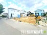 ～十分な広さのある前面道路～
・前面道路は約4.5ｍございますので、お車でのすれ違いも可能で余計なストレスがかかりません。
・日々お車での移動が多い方には大切なポイントですね。
(Ｂ号棟)
