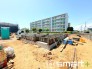 ～ご家族を守る「耐震等級３」～
・住宅性能評価において「耐震等級３」を取得。地震に強い家であることが証明されております。
・倒壊の恐れが低くなりますので、地震保険が半額になるメリットも。
