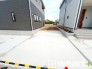 ～駐車場は２台分ご用意～
・駐車場は２台分ございますので、車通勤の方や複数台お持ちの方にもお勧めのお住まいです。
・カーポートなどのオプションもお気軽にご相談くださいませ。
