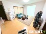 ～ナチュラルな色彩のＬＤＫ～
・自然な風合いの色味で纏められたＬＤＫは家具のコーディネートもしやすくなっております。
・どんなインテリアにするか、考えるだけでも楽しくなりますね。
