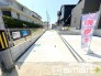 ～駐車場は２台分ご用意～
・駐車場は２台分ございますので、車通勤の方や複数台お持ちの方にもお勧めのお住まいです。
・ご来客の際も安心の余裕の敷地です。