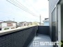 ～洗濯物も干しやすいバルコニー～
・バルコニーには物干し竿受けが標準装備されております。
・テラス屋根等のオプションもお気軽にご相談くださいませ。
