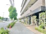 ～管理の行き届いたエントランス～
・お住まいの「顔」でもあるエントランス。管理会社の方でしっかりと管理されております。
・ぜひ現地でご体感くださいませ。
