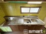 ～リビングを有効活用～
・キッチンは対面式ではなく壁側にございますので、お部屋の中の空間を有効活用できます。
・現地ではぜひ家具の配置などもイメージしながらご見学くださいませ。
