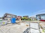 2号棟 ～完成物件もご案内可能～
・ご案内時には実際の立地に加え、同メーカー・同仕様の完成物件もご案内可能です。
・ぜひ現地と建物をご覧いただき、具体的にイメージしてみてくださいませ。
