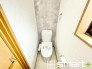 ～やはり便利なタンク式トイレ～
・最近はタンクレストイレもございますが、タンク式の場合は停電時もお水を流すことが可能。
・故障時なども比較的費用が安くなるなど、メリットが多くなります。
