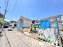 ～十分な広さのある前面道路～
・前面道路は約４ｍございますので、お車でのすれ違いも可能で余計なストレスがかかりません。
・日々お車での移動が多い方には大切なポイントですね。
