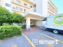 ～管理の行き届いたエントランス～
・お住まいの「顔」でもあるエントランス。管理会社の方でしっかりと管理されております。
・ぜひ現地でご体感くださいませ。
