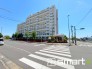 ～堂々とした大型のマンション～
・総戸数の多い大型のマンションですので、外観の迫力もあり誇りに思えるようなお住まいとなっております。
・ぜひ現地でご体感くださいませ。
