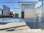 ～閑静な住宅街の立地～
・周辺は閑静な住宅街となっておりますので、静かな暮らしをご実現いただけます。
・前面道路の交通量も多くないので、小さなお子様がいるご家庭でもご安心ですね。
