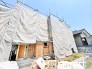 2号棟 ～ご家族を守る「耐震等級３」～
・住宅性能評価において「耐震等級３」を取得。地震に強い家であることが証明されております。
・倒壊の恐れが低くなりますので、地震保険が半額になるメリットも。

