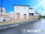～閑静な住宅街の立地～
・周辺は閑静な住宅街となっておりますので、静かな暮らしをご実現いただけます。
・前面道路の交通量も多くないので、小さなお子様がいるご家庭でもご安心ですね。
