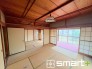 ～「和みの部屋」和室をご用意～
・ゴロンと寝転がったり、お子様のいるご家庭ではお子様を寝かしつけたり、などご活用いただける和室をご用意。
・やはり畳の香りは心が落ち着きますね。
