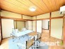 ～自然な風合いの洋室～
・ナチュラルな色彩で纏められた洋室は家具のコーディネートもしやすくなっております。
・どんな家具にするか考えるだけでも楽しくなってきますね。
