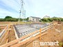 2号棟 ～地盤調査も実施済み～
・建物建築前に地盤調査もしておりますので、安心して永くお住まいいただける住宅です。
・アフターサービスも充実しておりますので、詳細はぜひお問合せくださいませ。 2026/05/28m