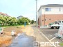 ～閑静な住宅街の立地～
・周辺は閑静な住宅街となっておりますので、静かな暮らしをご実現いただけます。
・前面道路の交通量も多くないので、小さなお子様がいるご家庭でもご安心ですね。

