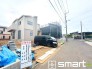 2号棟 ～閑静な住宅街の立地～
・周辺は閑静な住宅街となっておりますので、静かな暮らしをご実現いただけます。
・前面道路の交通量も多くないので、小さなお子様がいるご家庭でもご安心ですね。
