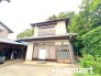 ～閑静な住宅街の立地～
・周辺は閑静な住宅街となっておりますので、静かな暮らしをご実現いただけます。
・前面道路の交通量も多くないので、小さなお子様がいるご家庭でもご安心ですね。
