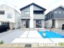 ～モダンな印象を与える外観～
・シックな色彩の２トーンカラーを採用する事でモダンでお洒落な印象の外観となっております。
・毎日家に帰ってくることが誇らしくなる高級感のある仕様。
