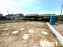 2号棟 ～ベタ基礎でしっかりとした土台～
・コンクリートの中に鉄筋を配し強度を高めた「ベタ基礎」を採用。
・しっかりとした土台を造ったうえで、その上に建物が築造されていきます。
