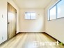 ～２面採光の明るいお部屋～
・洋室は２面採光とする事で穏やかな陽の入る明るい空間となっております。
・くつろぎのプライベート時間を明るい空間で穏やかにお過ごしいただけます。
