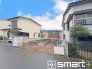 ～十分な広さのある前面道路～
・前面道路は約４ｍございますので、お車でのすれ違いも可能で余計なストレスがかかりません。
・日々お車での移動が多い方には大切なポイントですね。
