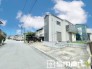 ～閑静な住宅街の立地～
・周辺は閑静な住宅街となっておりますので、静かな暮らしをご実現いただけます。
・前面道路の交通量も多くないので、小さなお子様がいるご家庭でもご安心ですね。
