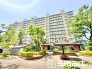 ～堂々とした大型のマンション～
・総戸数の多い大型のマンションですので、外観の迫力もあり誇りに思えるようなお住まいとなっております。
・ぜひ現地でご体感くださいませ。
