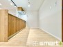 ～使い勝手の良いシステムキッチン～
・料理がしやすい設計のキッチンでお料理もはかどりますね。
・もちろんキッチン下部は収納になっておりますので、フライパンなども収納可能です。
