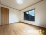 ～２面採光の明るいお部屋～
・洋室は２面採光とする事で穏やかな陽の入る明るい空間となっております。
・くつろぎのプライベート時間を明るい空間で穏やかにお過ごしいただけます。
