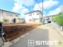 ～閑静な住宅街の立地～
・周辺は閑静な住宅街となっておりますので、静かな暮らしをご実現いただけます。
・前面道路の交通量も多くないので、小さなお子様がいるご家庭でもご安心ですね。
