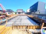 3号棟 ～ベタ基礎でしっかりとした土台～
・コンクリートの中に鉄筋を配し強度を高めた「ベタ基礎」を採用。
・しっかりとした土台を造ったうえで、その上に建物が築造されていきます。
