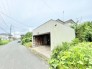 ～十分な広さのある前面道路～
・前面道路は約5ｍございますので、お車でのすれ違いも楽々で余計なストレスがかかりません。
・日々お車での移動が多い方には大切なポイントですね。
