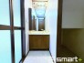 ～シャワー付き洗面台を採用～
・洗面台の蛇口がホースで伸びシャワーとしてご利用可能。
・朝の寝ぐせ直しなどにシャワーを使いたい時、洗面台の掃除をする際にも便利にお使いいただけますよ。
