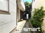～お庭もある余裕の敷地～
・広々した敷地にはお庭もご用意。お庭があるだけで余裕を感じますね。
・防草シートや人工芝の敷設などのオプションもお気軽にご相談くださいませ。
