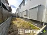 ～お庭もある余裕の敷地～
・広々した敷地にはお庭もご用意。お庭があるだけで余裕を感じますね。
・防草シートや人工芝の敷設などのオプションもお気軽にご相談くださいませ。
