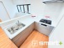 ～リビングを有効活用～
・キッチンは対面式ではなく壁側にございますので、お部屋の中の空間を有効活用できます。
・現地ではぜひ家具の配置などもイメージしながらご見学くださいませ。
