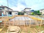 1号棟 ～完成物件もご案内可能～
・ご案内時には実際の立地に加え、同メーカー・同仕様の完成物件もご案内可能です。
・ぜひ現地と建物をご覧いただき、具体的にイメージしてみてくださいませ。
