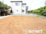 ～閑静な住宅街の立地～
・周辺は閑静な住宅街となっておりますので、静かな暮らしをご実現いただけます。
・前面道路の交通量も多くないので、小さなお子様がいるご家庭でもご安心ですね。
