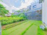 ～広々したお庭のある邸宅～
・余裕の敷地には広いお庭もご用意。
・ガーデニングや安らぎの空間として、倉庫を置いたりと様々な活用が可能です。
・人工芝の敷設などもお気軽にご相談くださいませ。
