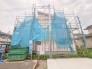4号棟 ～ベタ基礎でしっかりとした土台～
・コンクリートの中に鉄筋を配し強度を高めた「ベタ基礎」を採用。
・しっかりとした土台を造ったうえで、その上に建物が築造されていきます。
