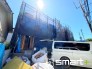 2号棟 ～ベタ基礎でしっかりとした土台～
・コンクリートの中に鉄筋を配し強度を高めた「ベタ基礎」を採用。
・しっかりとした土台を造ったうえで、その上に建物が築造されていきます。
