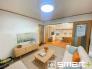～家具の配置がしやすい間取～
・ＬＤＫはリビングとダイニングの境目が分かりやすくなっており、家具の配置がしやすい造り。
・どんなインテリアにするか考えるだけでも楽しくなりますね。
※AIによる加工を施しています。