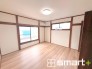 ～２面採光の明るいお部屋～
・洋室は２面採光とする事で穏やかな陽の入る明るい空間となっております。
・くつろぎのプライベート時間を明るい空間で穏やかにお過ごしいただけます。
