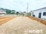 Ｃ号棟 ～ベタ基礎でしっかりとした土台～
・コンクリートの中に鉄筋を配し強度を高めた「ベタ基礎」を採用。
・しっかりとした土台を造ったうえで、その上に建物が築造されていきます。
